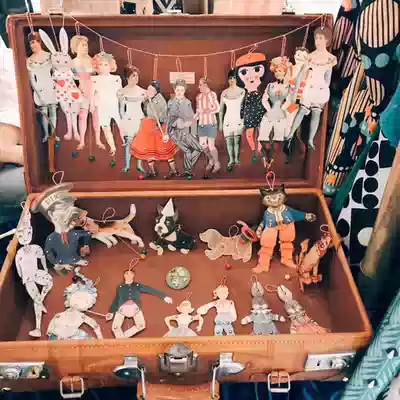 Export child decompression handmade toy paper man pull thread puppet kit 16 patterns 65 yuan