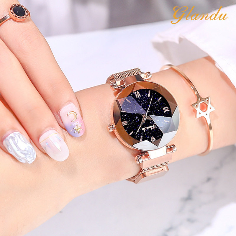 Lady Watches Online Red Identical Watches Women Quartz Women's Watches 2020 Waterproof Stars Empty the Star Ins College Wind