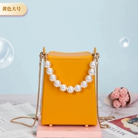 Рыжая большая цепь из жемчуга