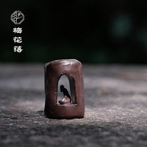 Plum blossom fall Chen Pei strong hand made semi-hidden tea Holder cover ceramic can raise tea pet ornaments tea play Dunhuang tea accessories
