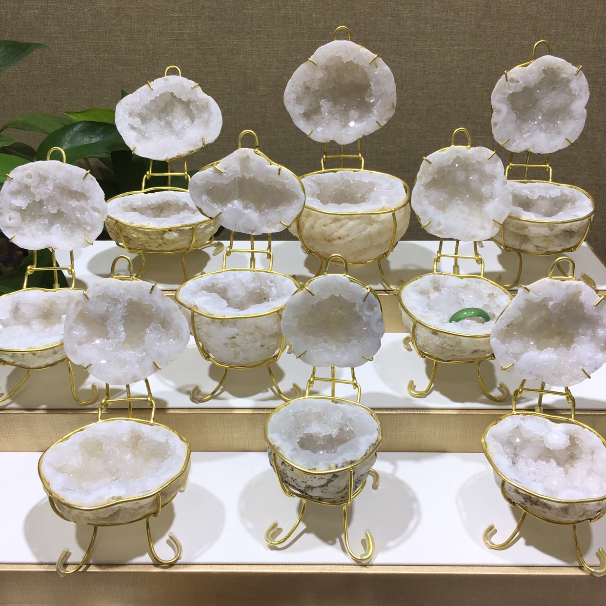 天然の原石ホワイトクリスタルの豊穣の角の装飾品、リングボックス、ブレスレット、ジュエリー、消磁保管