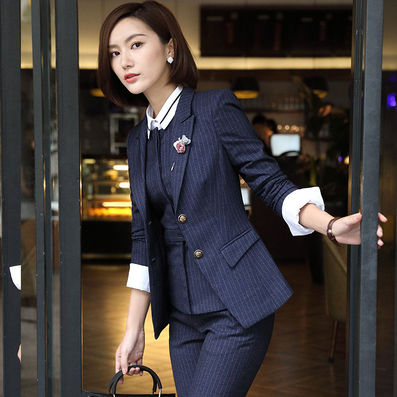 Tailleur femme - Ref 3244115 Image 1
