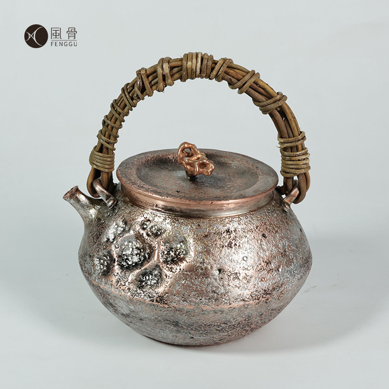 Premium Handcrafted Yunnan Copper Teapot for Home Use, Kung Fu Tea Set, Copper Teapots Available in Multiple Styles Premium Handcrafted Yunnan Copper Teapot for Home Use, Kung Fu Tea Set, Copper Teapots Available in Multiple Styles