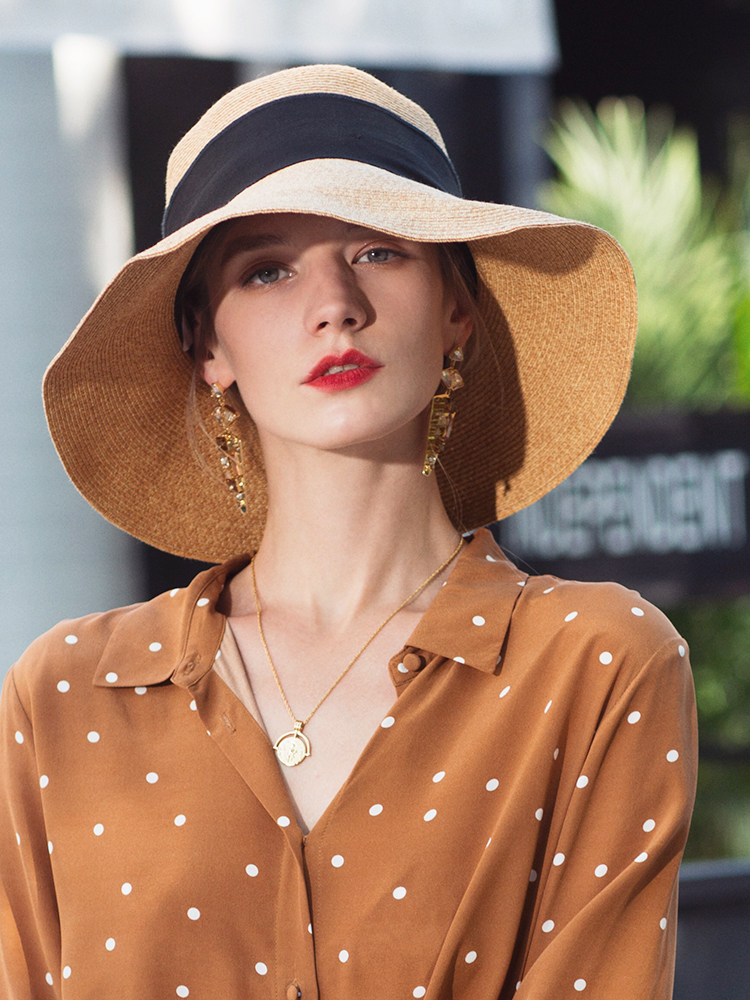 AI lady with the same Japanese UV bow visor spring and summer wild sunscreen straw hat hat female straw hat