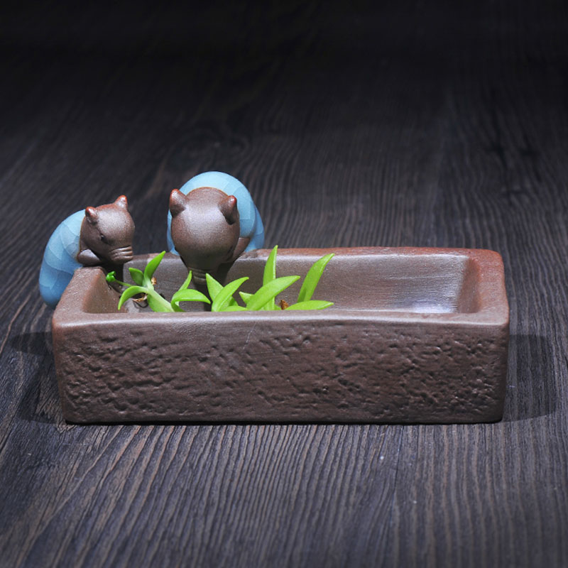 Ceramic creative story boutique tea pet furnishing articles elder brother up playing express piggy drinking tea tea tea accessories tea art