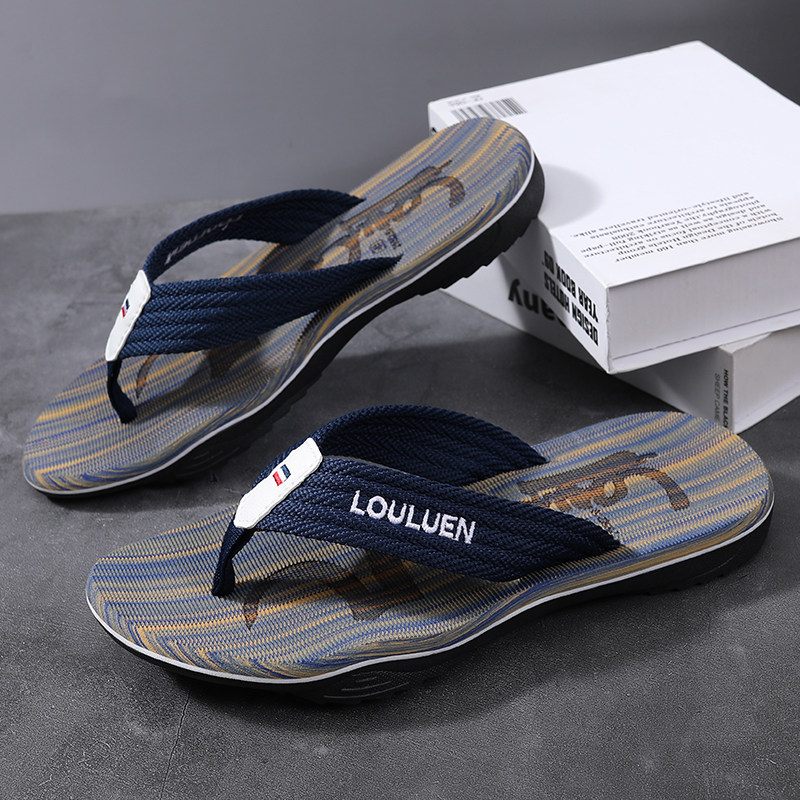 Flip-flops men's summer new 2022 Korean version of the trend flip-flops men's beach non-slip personality wear sandals