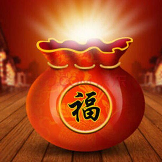 Mysterious random lucky bag European and American department store big-name cosmetics lipstick essence face cream mascara body blush