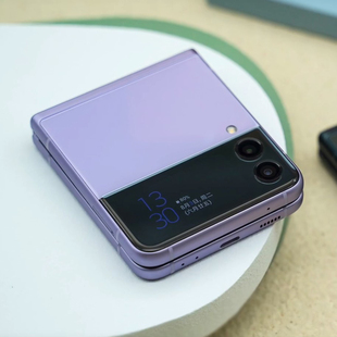 三星 Galaxy Z Flip3手机
