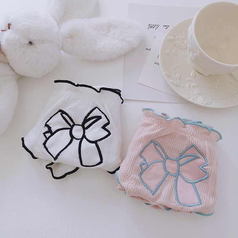 Lady's underwear 2022 new pure cotton nice and comfortable Japanese style underpants female pure desire wind comfortable summer slim