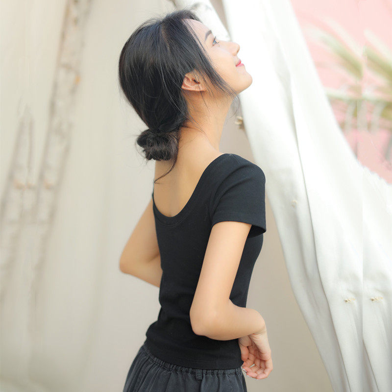 No need to be free from wearing bra underwear with chest pads T-shirt blouses outside wearing short sleeve home clothes