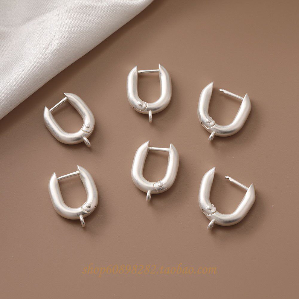 ATOWN定制纯18k金耳圈：店主挚爱，素金耳扣的优雅魅力