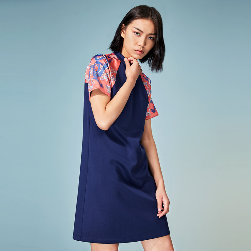 (mustard original) Longyang China Wind upright collar disc button Collision Color Printing Foreign Dress Female Midstyle Improved Qipao