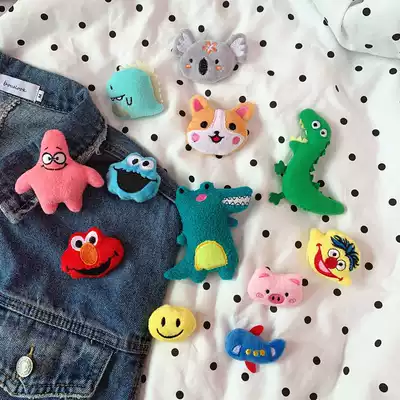 Mommy bag accessories New baby bag accessories Children's cute cartoon three-dimensional doll brooch Children's clothing decoration