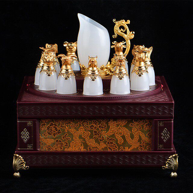 Hetian jade twelve zodiac white wine glass wine dispenser set home gift box light luxury high-end creative high-end jade wine set