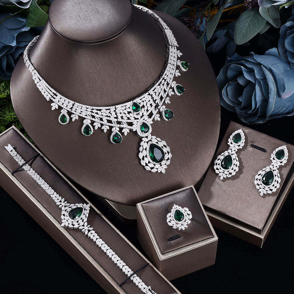 ✨ High-end luxury bridal suit: four-piece set of zircon necklace