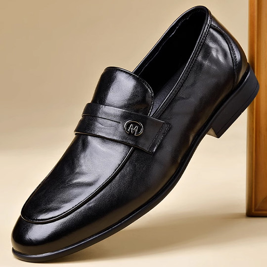 Men's shoes 2025 new style genuine leather breathable business casual soft-soled beanie shoes one-leg lazy men's leather shoes ultra-light