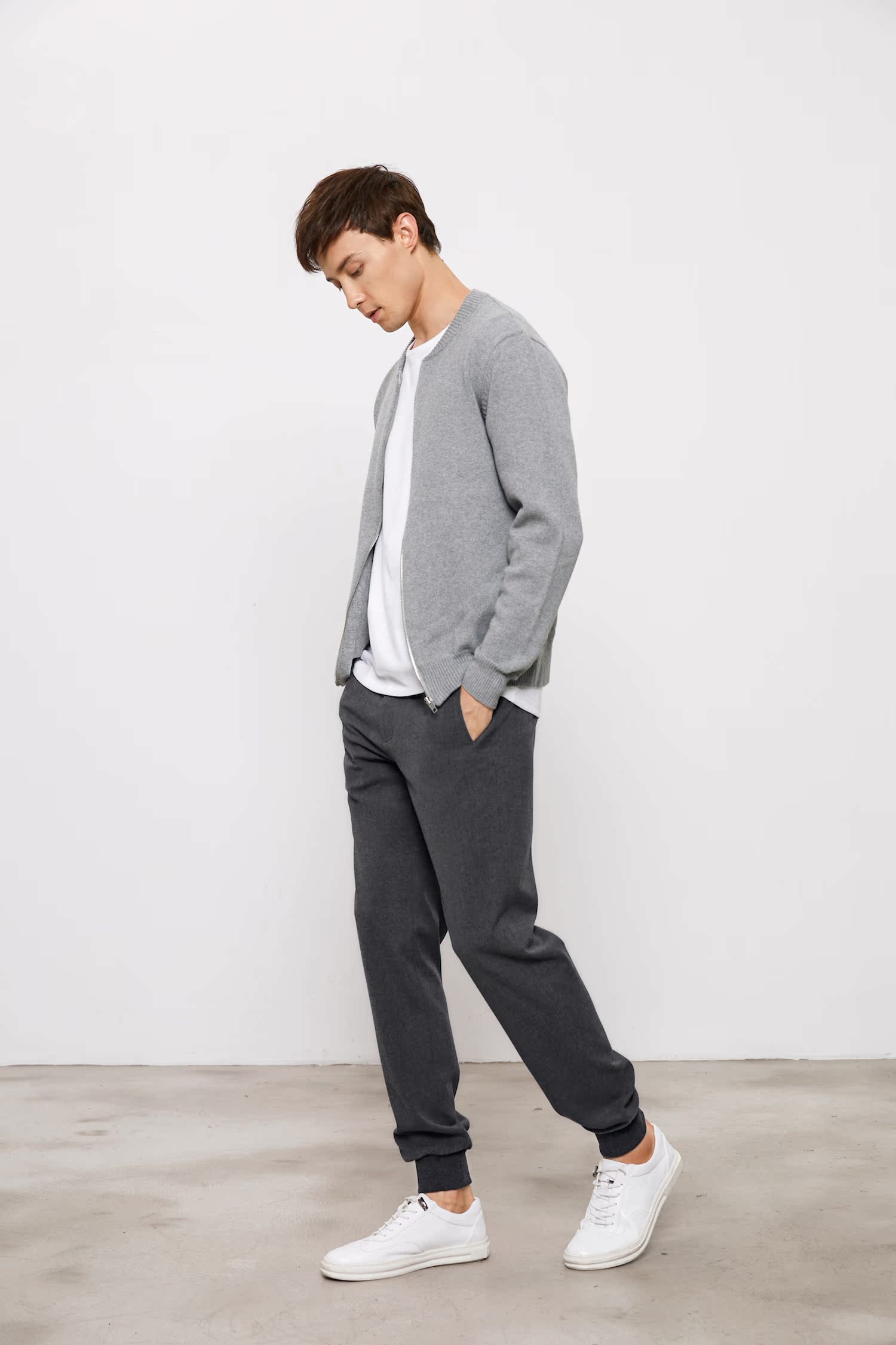 Kết cấu THESSNCE! Áo len dệt kim pha trộn cashmere áo cổ lọ nam