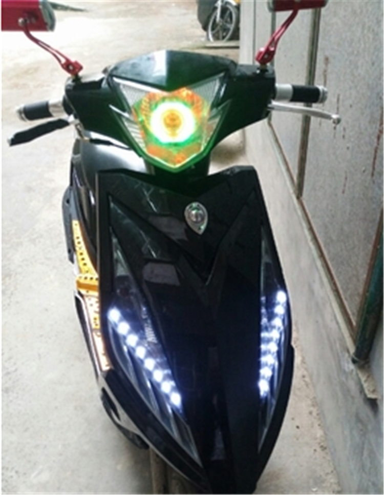 Chiến tranh tốc độ WISP ba thế hệ của đèn pha lắp ráp Xenon ống kính đèn Angel eye sửa đổi xe máy điện đèn pha Xenon đèn đèn pha xe vision