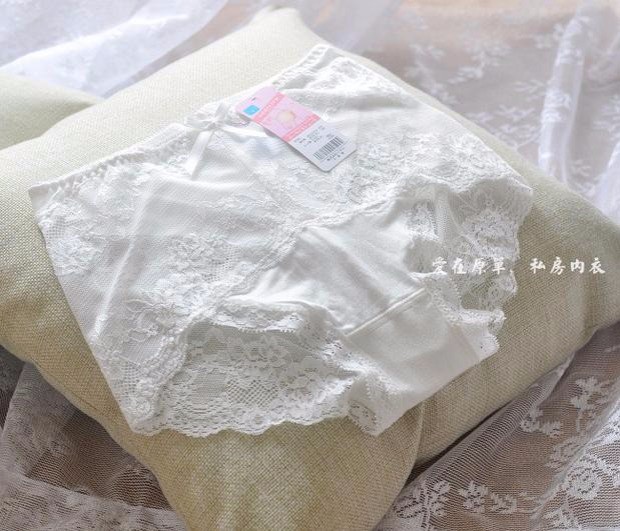 Chất lượng xuất khẩu Sexy modal cotton ren Đồ lót phụ nữ Eo cao liền mạch thoải mái kích thước lớn túi hip quần lót thể thao