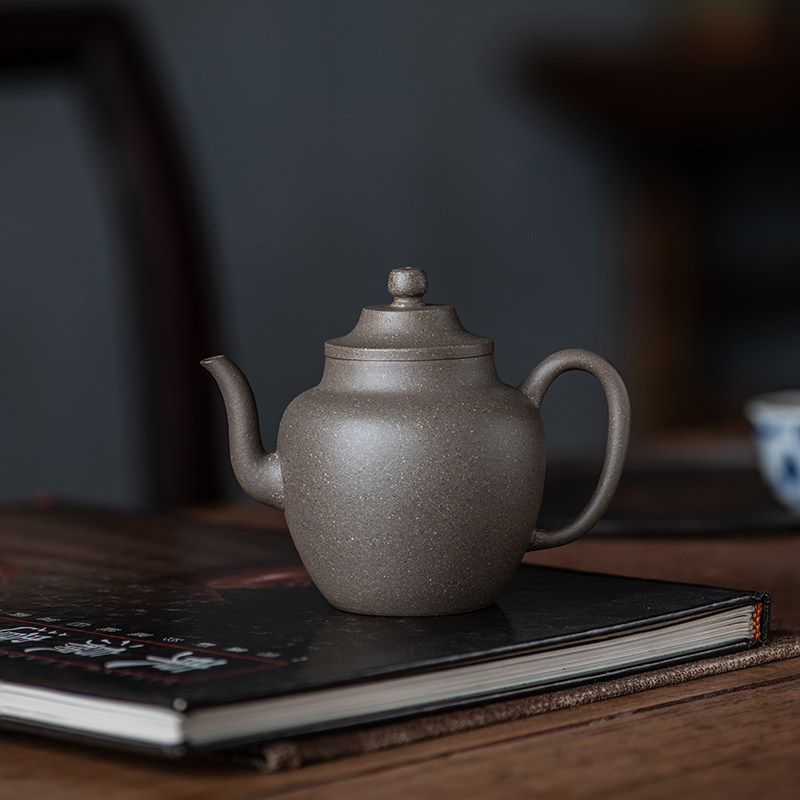 Zhengzong Yixing Purple Sand Pot tea Tea Tea Pot small and medium goods Home utility-made tea pot Original mine Qingling section Clay Palace Lamp Pot