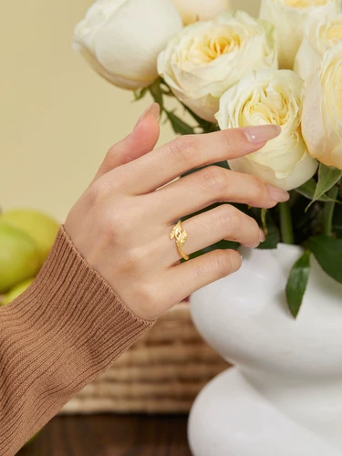 周生生 Золотой музей, золотое кольцо