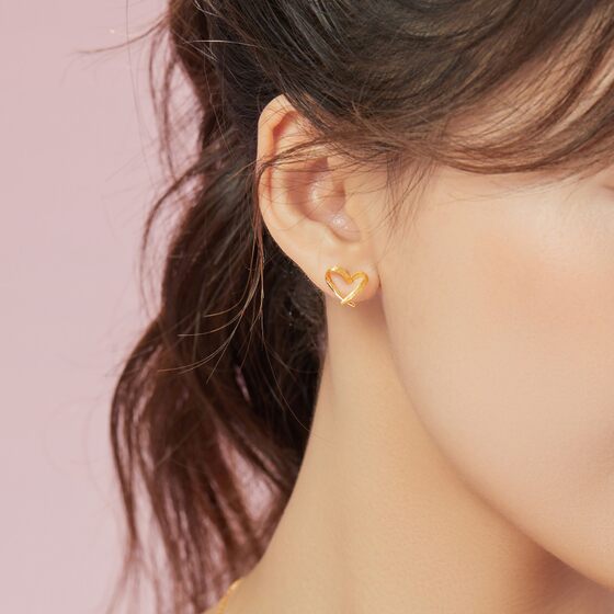 Chow Sang Sang gold earrings gold earrings pure gold heart-shaped earrings female jewelry 68738E