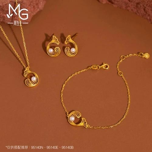 Новый продукт для подруги Zhou Shengsheng Micro Sugar Series серия Ocean Treasure Gold Gold Sergrings 95140E Цена
