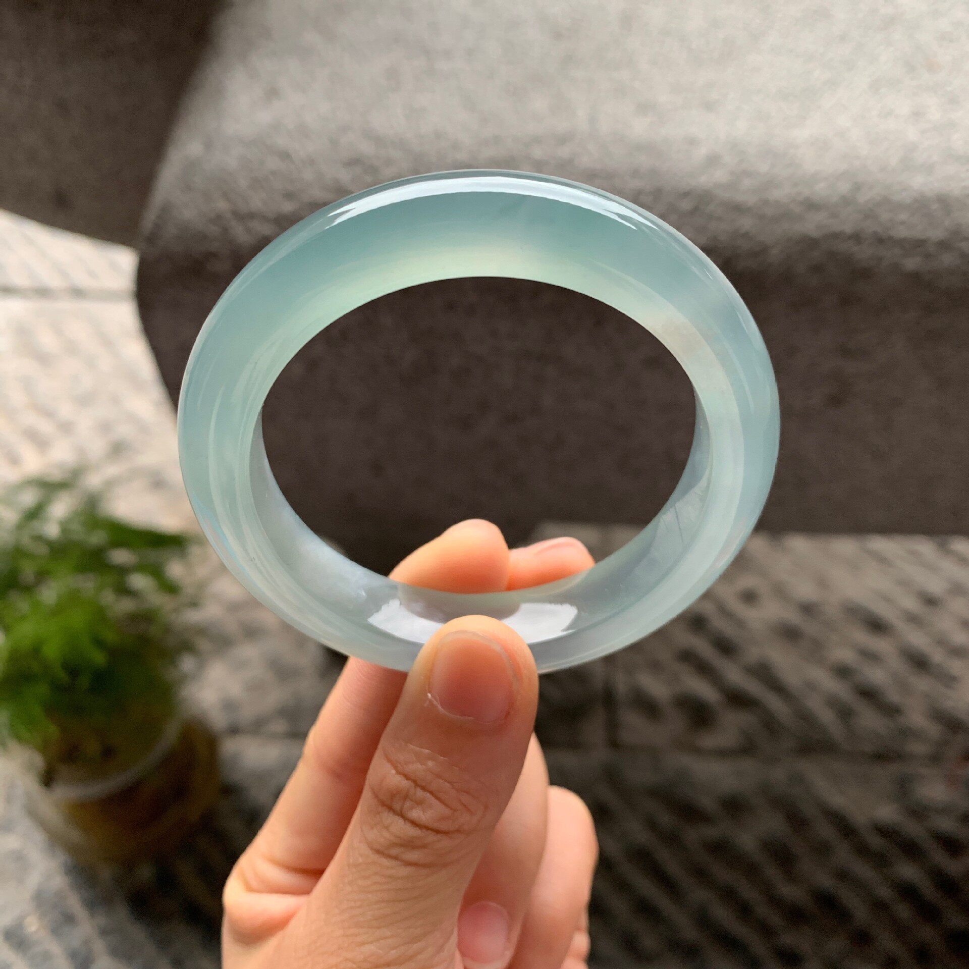 Natural Burmese ice species floating blue flower jade bracelet wide version Yang green imperial concubine jade bracelet positive circle girl jade bracelet