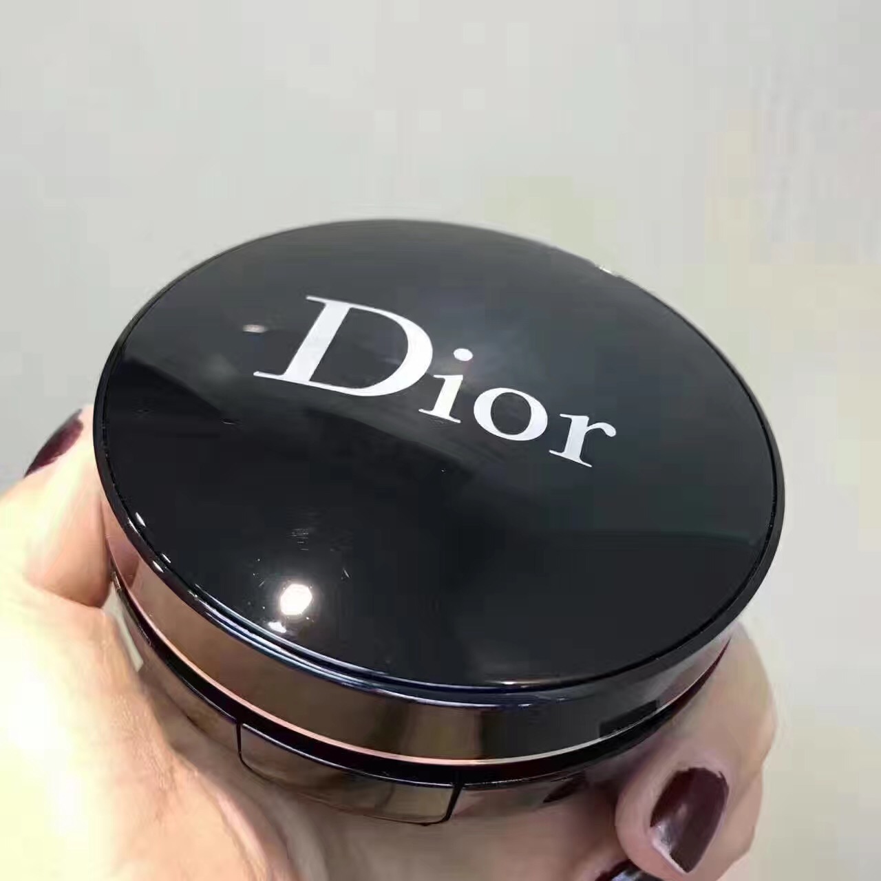 生生妈在香港 Dior/迪奥 2017新款Forever维久雾面贴肌气垫粉饼