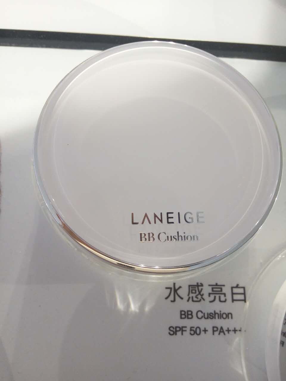生生妈在香港  Laneige兰芝 水感亮白气垫BB霜SPF50 PA+++