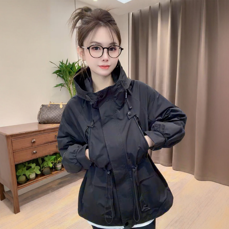 Spring and Autumn Padded Windbreaker Jacket for Women, Mid-Length, 2026 New Style, Hooded, Casual, Age-Reducing, Waist-Cinching Trench Coat, Double-Layered Cotton Spring and Autumn Padded Windbreaker Jacket for Women, Mid-Length, 2026 New Style, Hooded, Casual, Age-Reducing, Waist-Cinching Trench Coat, Double-Layered Cotton