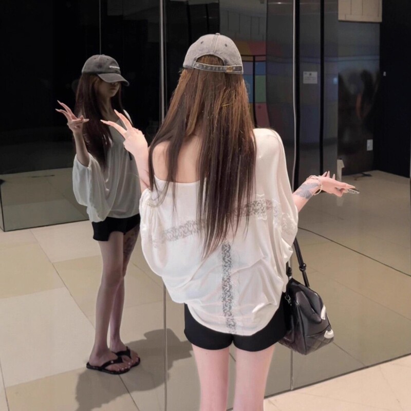 Summer Korean Style Spicy Girl Off-Shoulder Short-Sleeve T-Shirt with Lace Back Design Versatile Batwing Sleeve Top Summer Korean Style Spicy Girl Off-Shoulder Short-Sleeve T-Shirt with Lace Back Design Versatile Batwing Sleeve Top