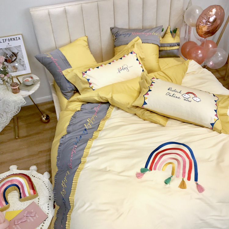 Cầu vồng bốn mảnh lưới màu đỏ tua giường cotton thêu cao cấp 60 tấm bông dài chủ yếu chăn bông - Bộ đồ giường bốn mảnh chăn ra gối nệm cao cấp