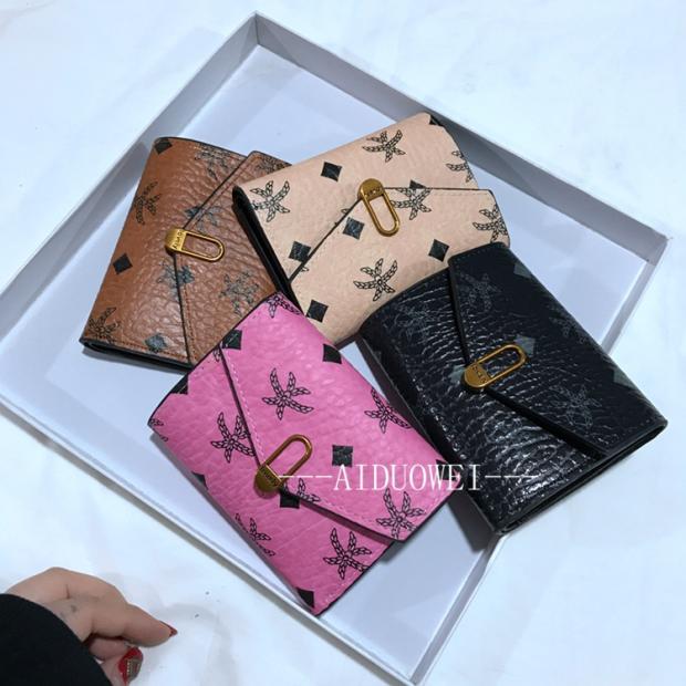 Ví ngắn bốn màu retro nữ 2018 mới in ví đơn giản châu Âu và Mỹ ví đựng thẻ