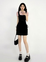 One-piece dress lady 2022 Summer new POLO collar fake two design Sensation Small Crowdpack Hip Small Black Short Skirt