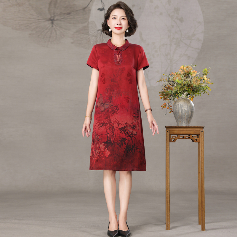 Elegant and Luxurious Silk Dress for Young Petite Women, Suitable for Wedding Banquets, Made of High-End Silk Fabric Elegant and Luxurious Silk Dress for Young Petite Women, Suitable for Wedding Banquets, Made of High-End Silk Fabric