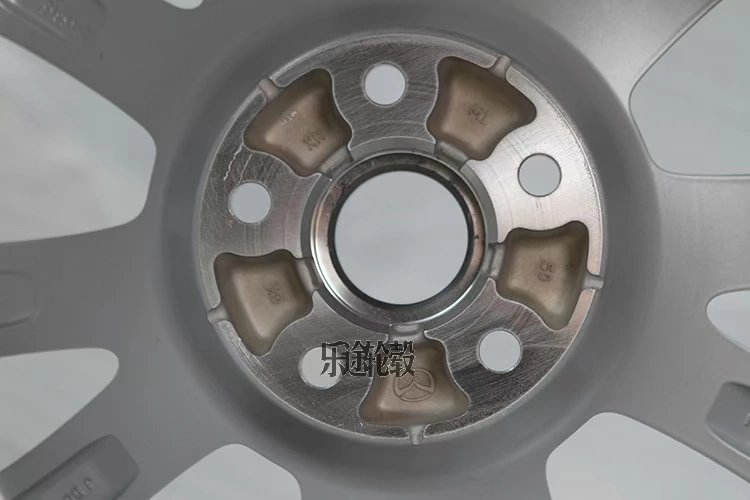 Áp dụng cho bánh xe Mazda CX4 17 inch nguyên bản hợp kim nhôm nguyên bản mới - Rim