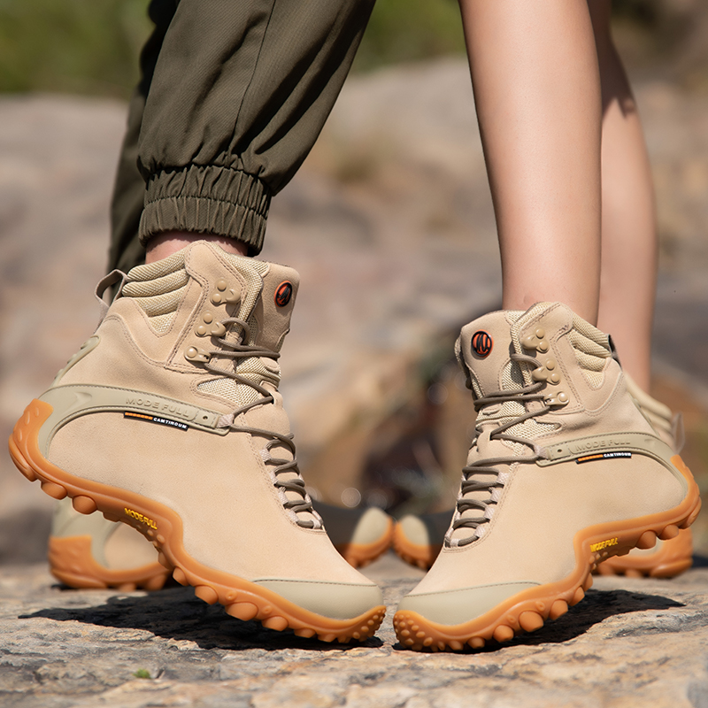 Macquet Lovers Outdoor Climbing Shoes Woman High Drum Waterproof Non-slip Hiking Boots Autumn Winter Genuine Leather Climbing Shoes Snowy Boots Man