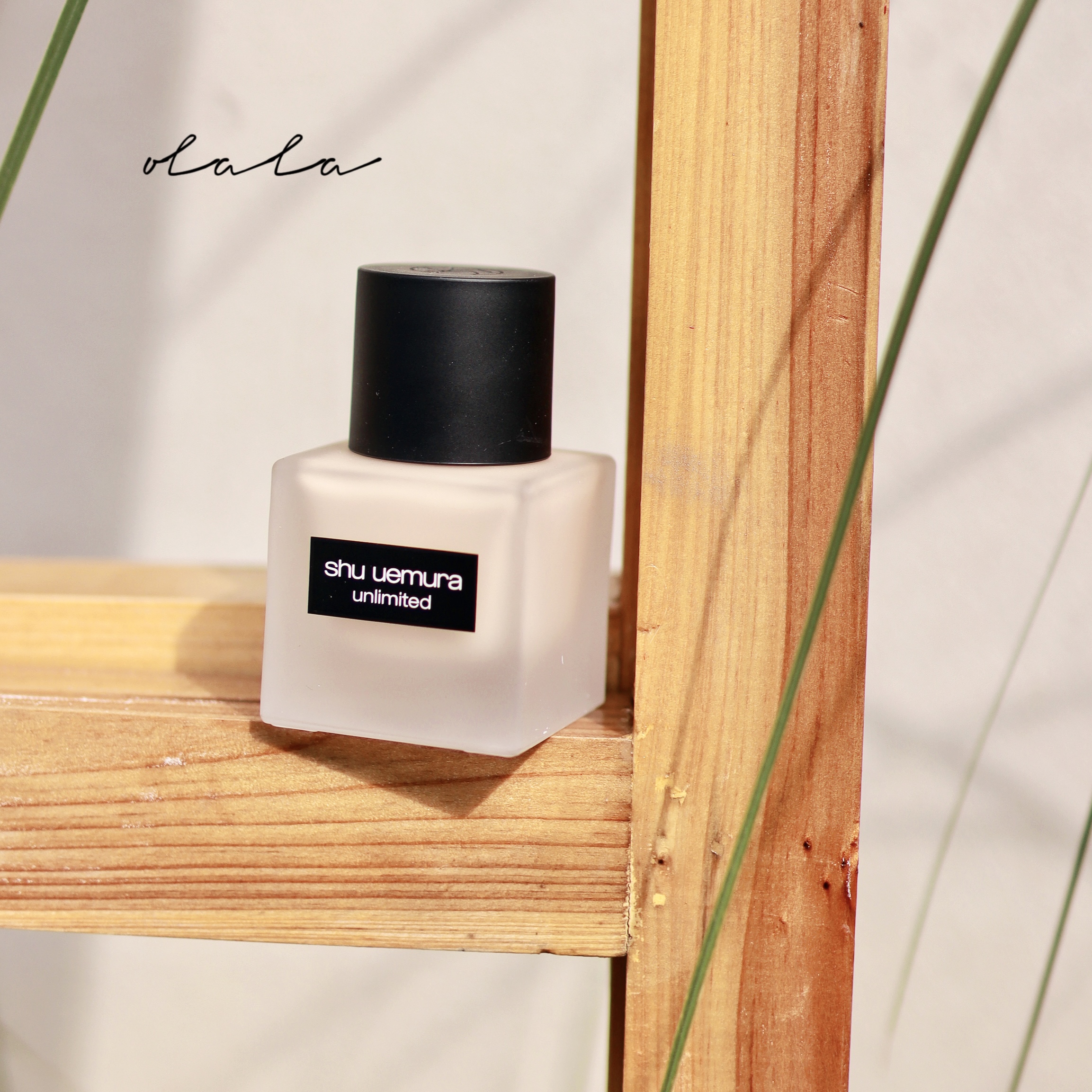 Spot Planting Village Show New Small Square Bottle Powder Bottom Liquid Matt Naked Makeup Clear and Control Oil Holding Makeup Control Oil Natural flawless