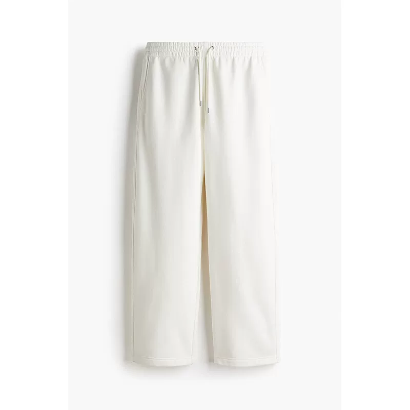 Travel red trousers