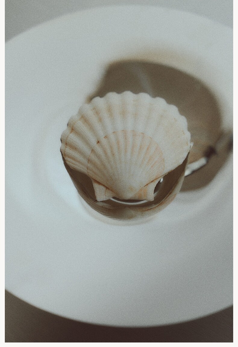 Декоративная чаша hm home2026春季新款有脚不锈钢碗1307114 H&M