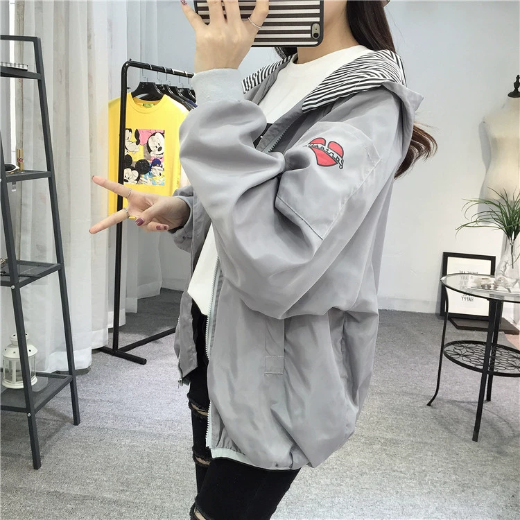 2021 áo khoác Harajuku mới của phụ nữ áo khoác nữ mùa xuân và mùa thu bf Sinh viên Hàn Quốc cỡ lớn áo khoác gió ngắn có mũ trùm đầu rộng rãi phù hợp - Áo khoác ngắn