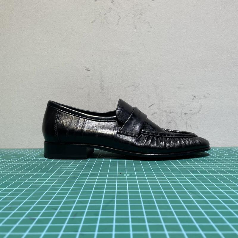 Tr55-1 Men's Black Brown Red-Brown Eel Skin Black Calfskin Loafers Red-Brown Genuine Leather Outsole Leather Shoes Tr55-1 Men's Black Brown Red-Brown Eel Skin Black Calfskin Loafers Red-Brown Genuine Leather Outsole Leather Shoes