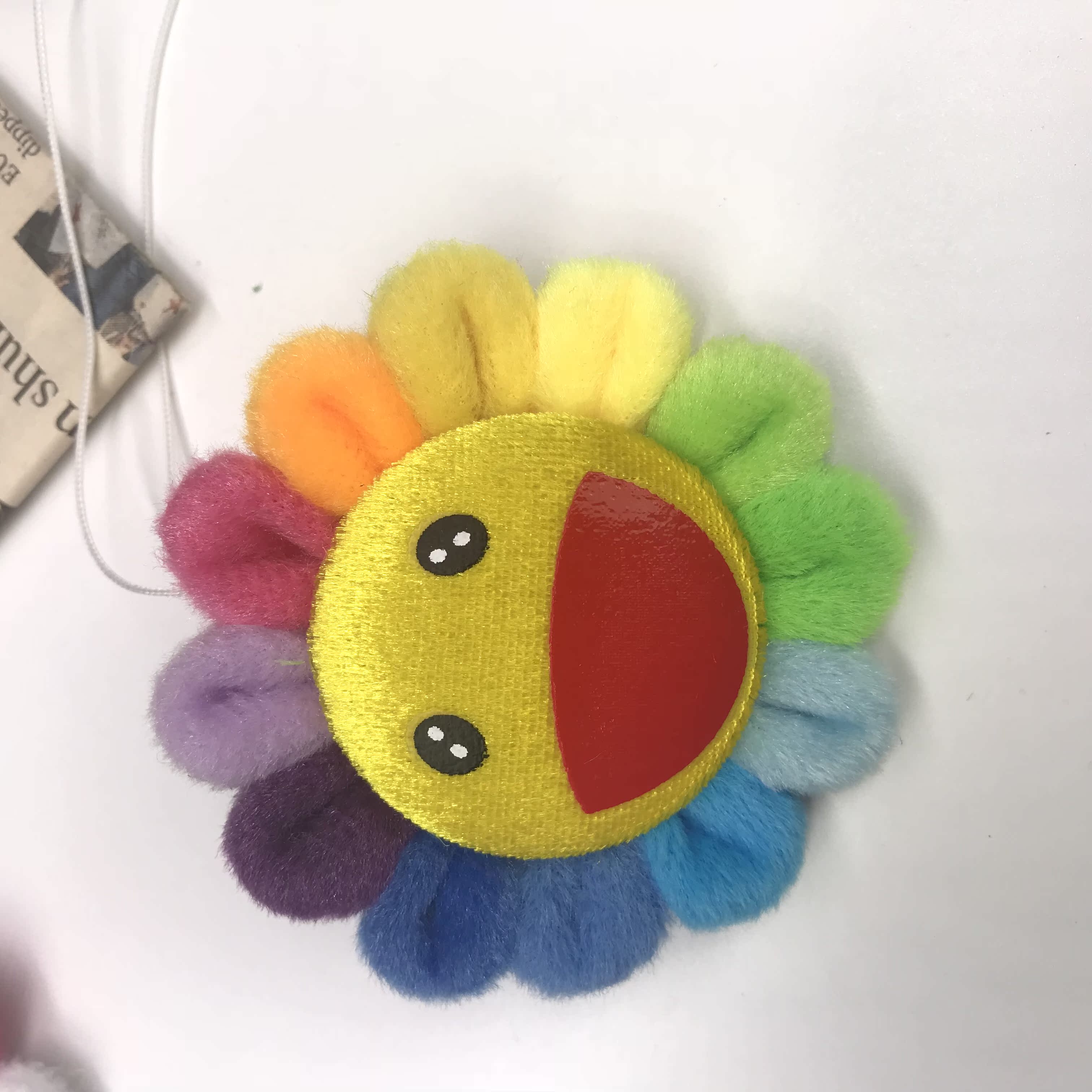 Takashi Murakami KaiKaiKiKi Huachen Yuhuahua với đầy màu sắc sun flower pendant huy hiệu trâm treo đồ trang trí