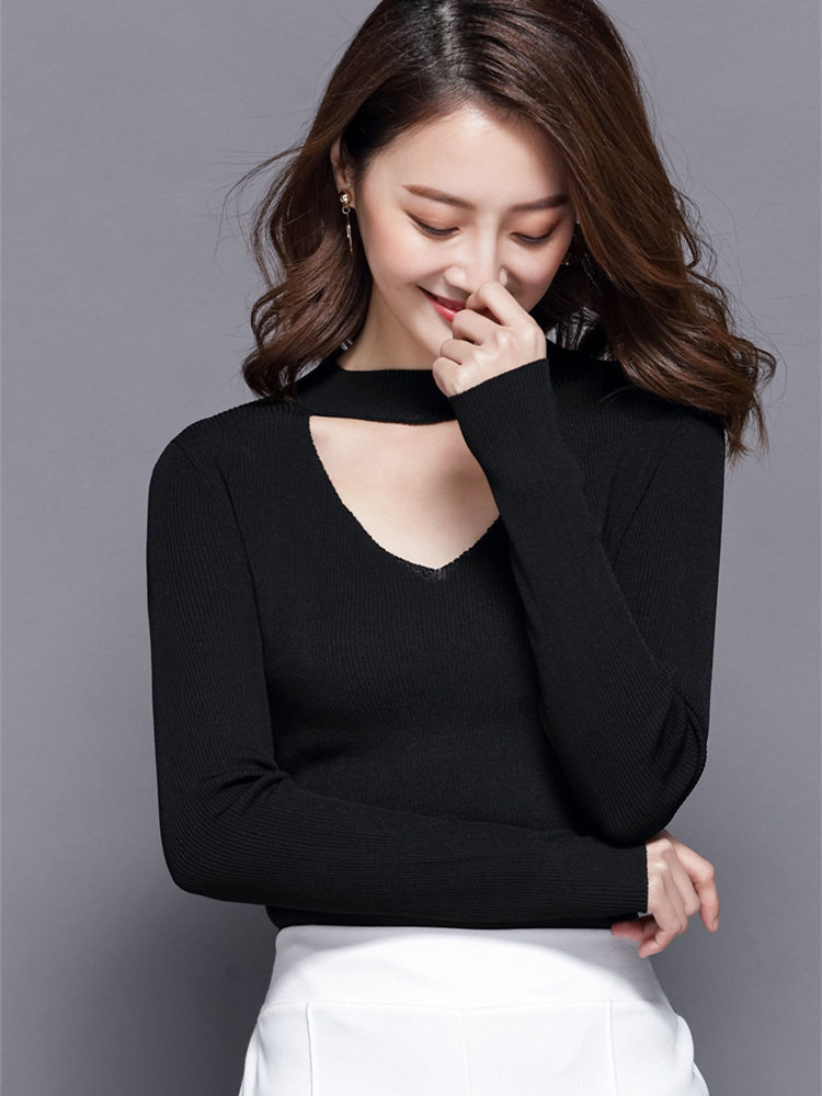 Hepburn wind hangs around neck dress French leaky bone design sensation niche spring weaving knitted knitted shirt black blouse