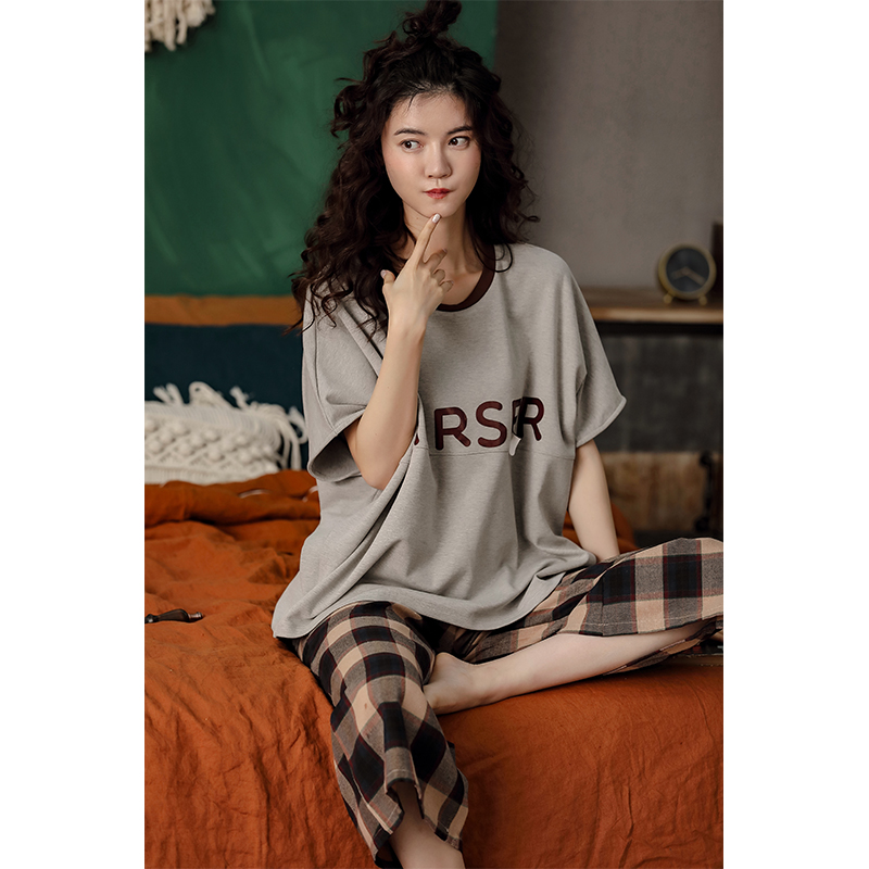 quần bảy điểm ngắn tay bộ đồ ngủ cotton mùa hè bộ womens hai mảnh bộ ngoại kiểu Hàn Quốc phiên bản của loose-fitting womens quần áo nhà kẻ sọc.