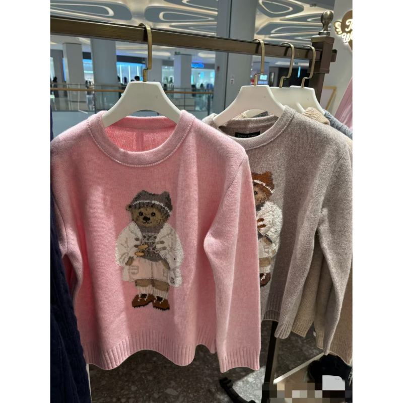 In-Stock Bear Women's Knit Sweater 2025 Autumn New Casual Comfortable Big Bear Jacquard Sweater In-Stock Bear Women's Knit Sweater 2025 Autumn New Casual Comfortable Big Bear Jacquard Sweater