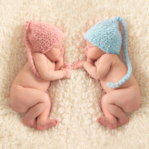 Cute twin doll poster male and female baby twin baby picture wall sticker pregnant woman fetal education big picture hanging painting