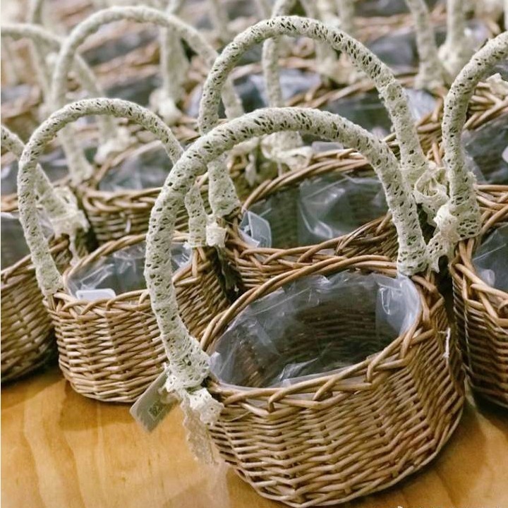 Floral floral flower arrangement Lyu choreography hand wedding flower children photo small flower basket vines woven flower pots bamboo basket straw woven basket-Taobao