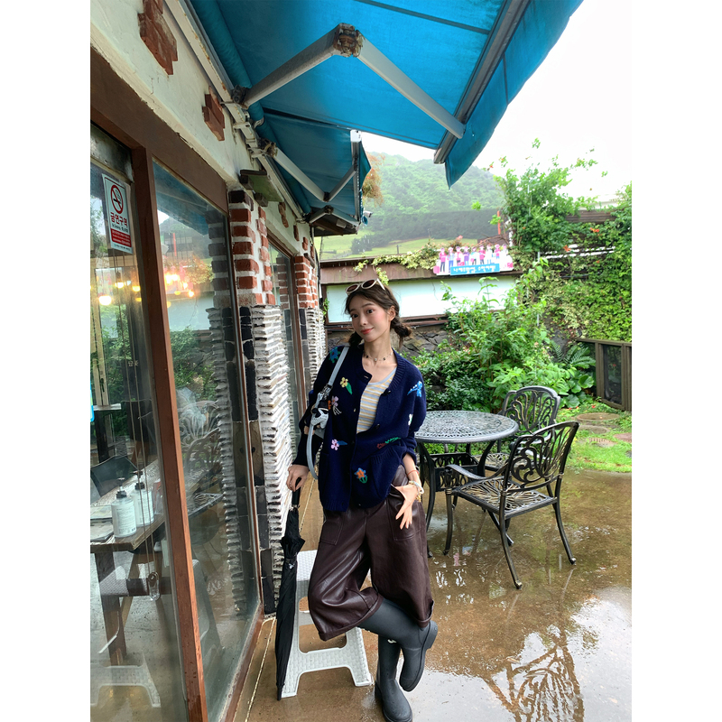 Exclusive by the Sweater Designer! Full of Atmosphere! Sheep Wool Jacquard Cardigan Jacket, Early Autumn Top for Women